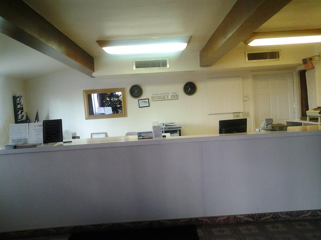 Budget Inn Tulare Ngoại thất bức ảnh